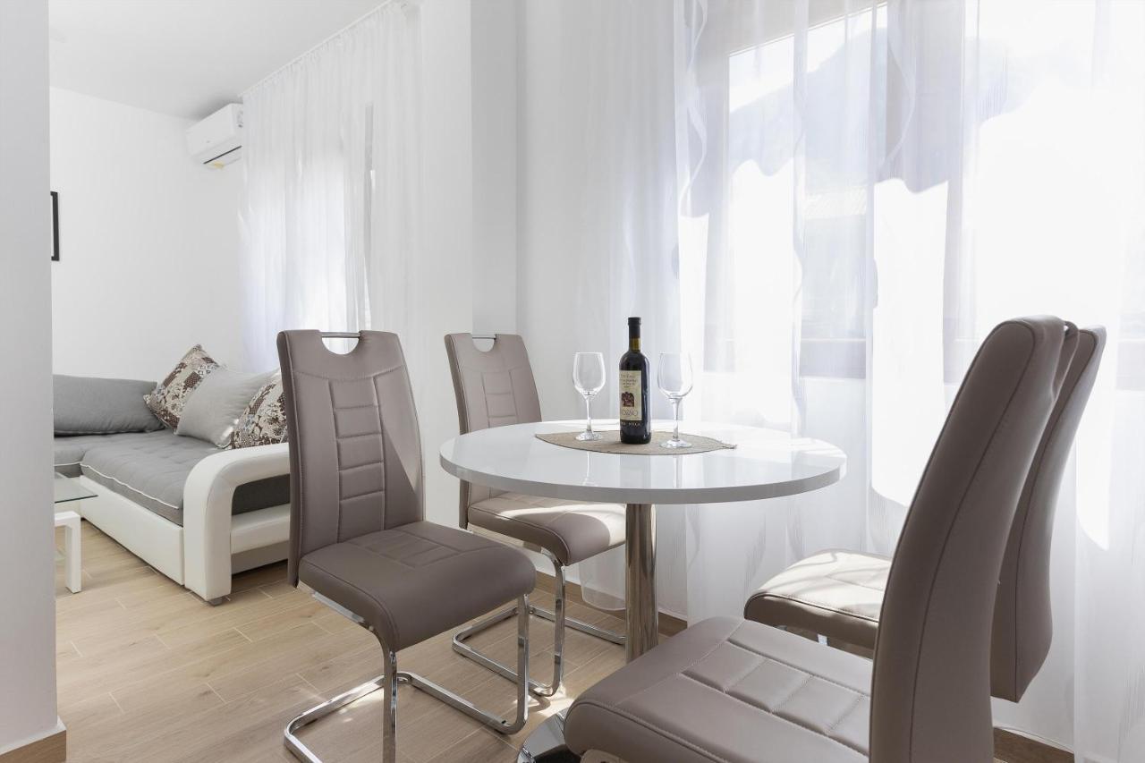 Muo Sea Front Apartments Kotor Kültér fotó