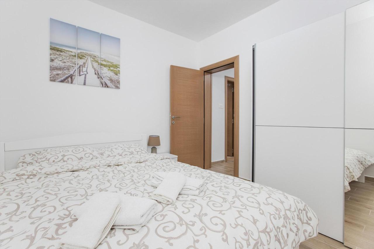 Muo Sea Front Apartments Kotor Kültér fotó