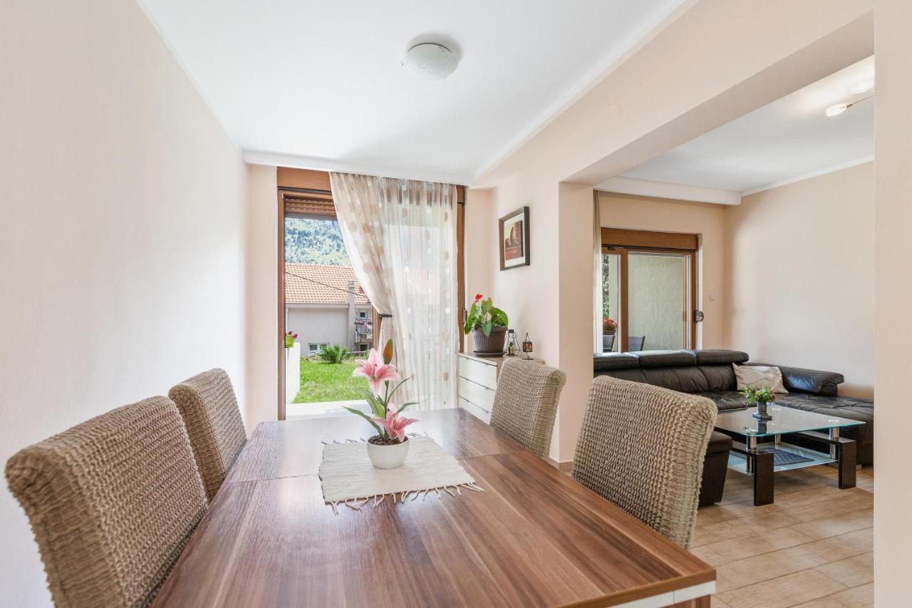 Muo Sea Front Apartments Kotor Kültér fotó
