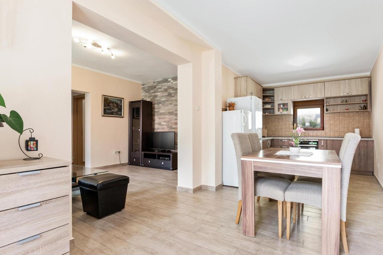 Muo Sea Front Apartments Kotor Kültér fotó