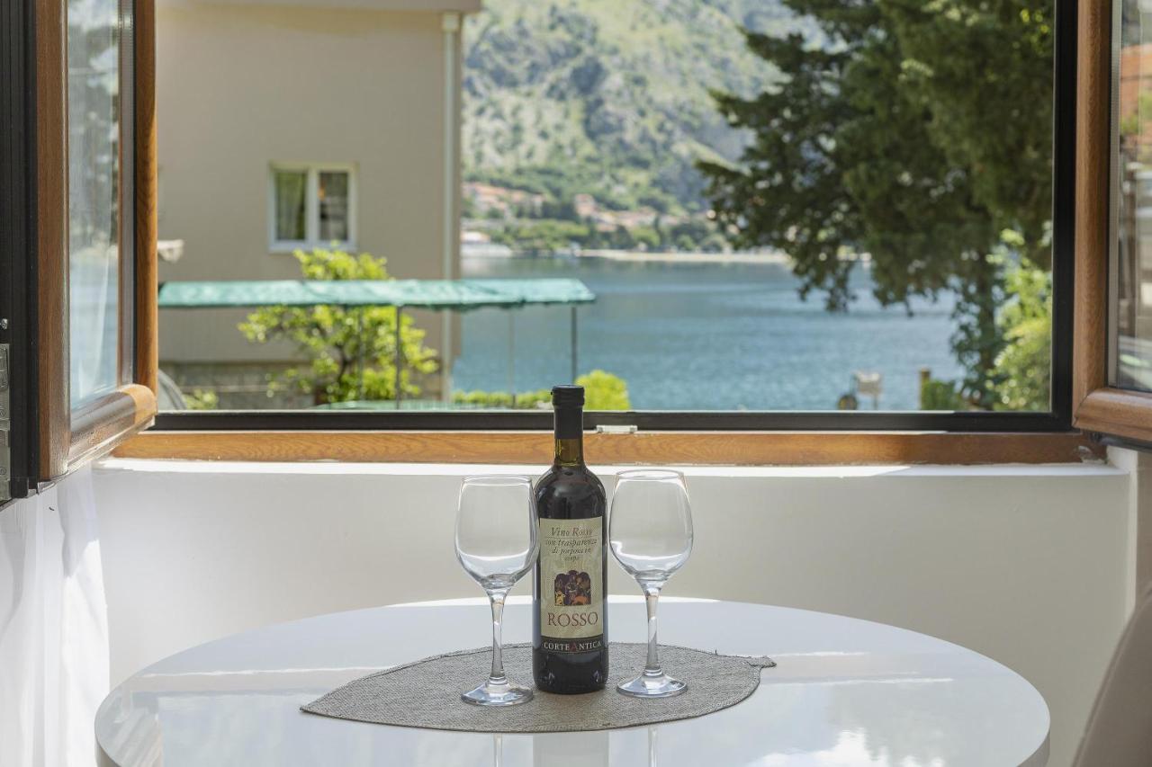 Muo Sea Front Apartments Kotor Kültér fotó
